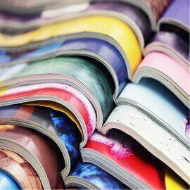 Bibliothèque livres ouverts